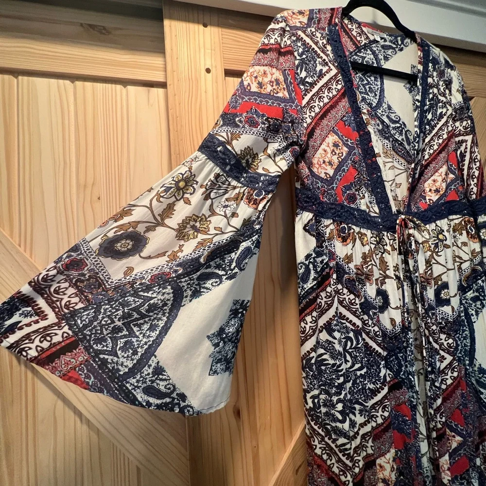 Kimono - Picture 5 of 5